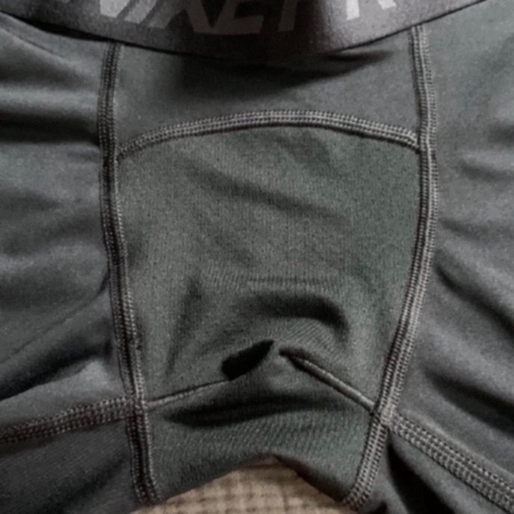 Nike Pro Black Dri-Fit Capri Sports Leggings - Picture 8 of 10